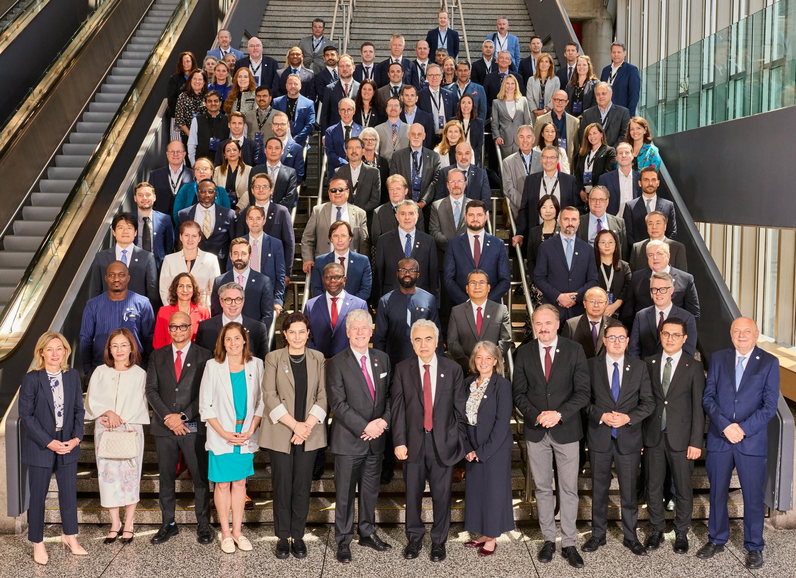 Global Governments Prioritize Energy Efficiency Amidst Middle East Crisis