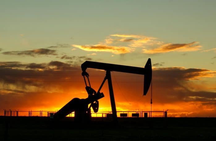 Oil Market Shifts to Surplus, Global Glut Fears Rise Amid IEA Forecasts