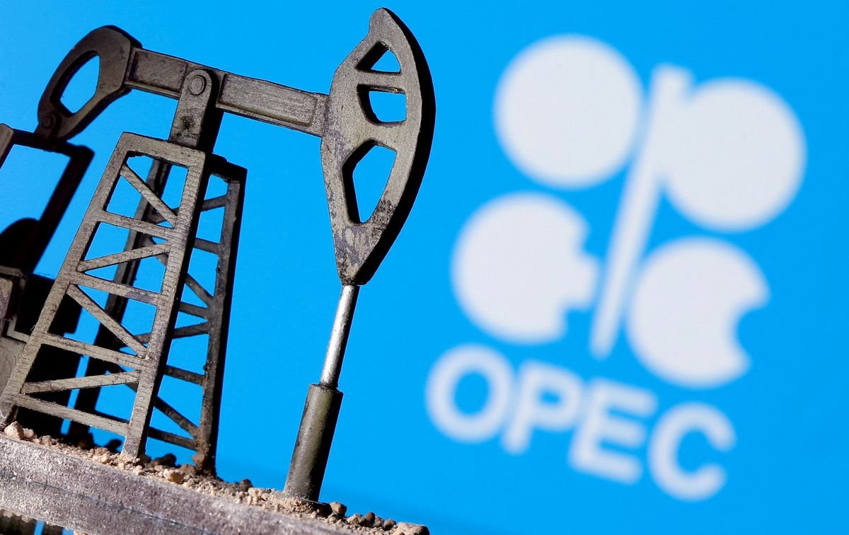 OPEC+ Boosts August Output as Hormuz Exports Recover, Prices Fall