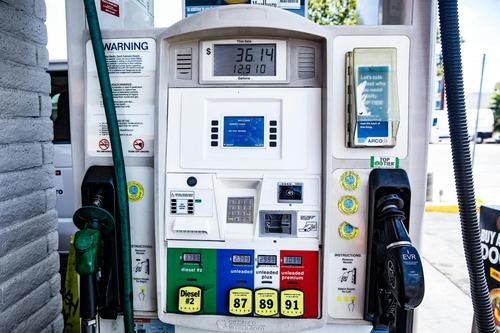US Shale Production Plateaus in 2026 Amid Capital Discipline Shift