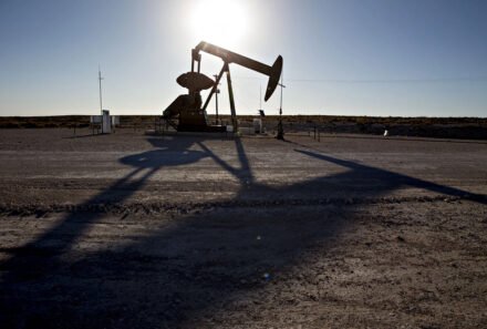 Global Oil Prices Touch One-Month Lows on Multiple Factors