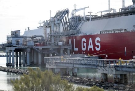 US LNG Sector Poised for Major Natural Gas Increase