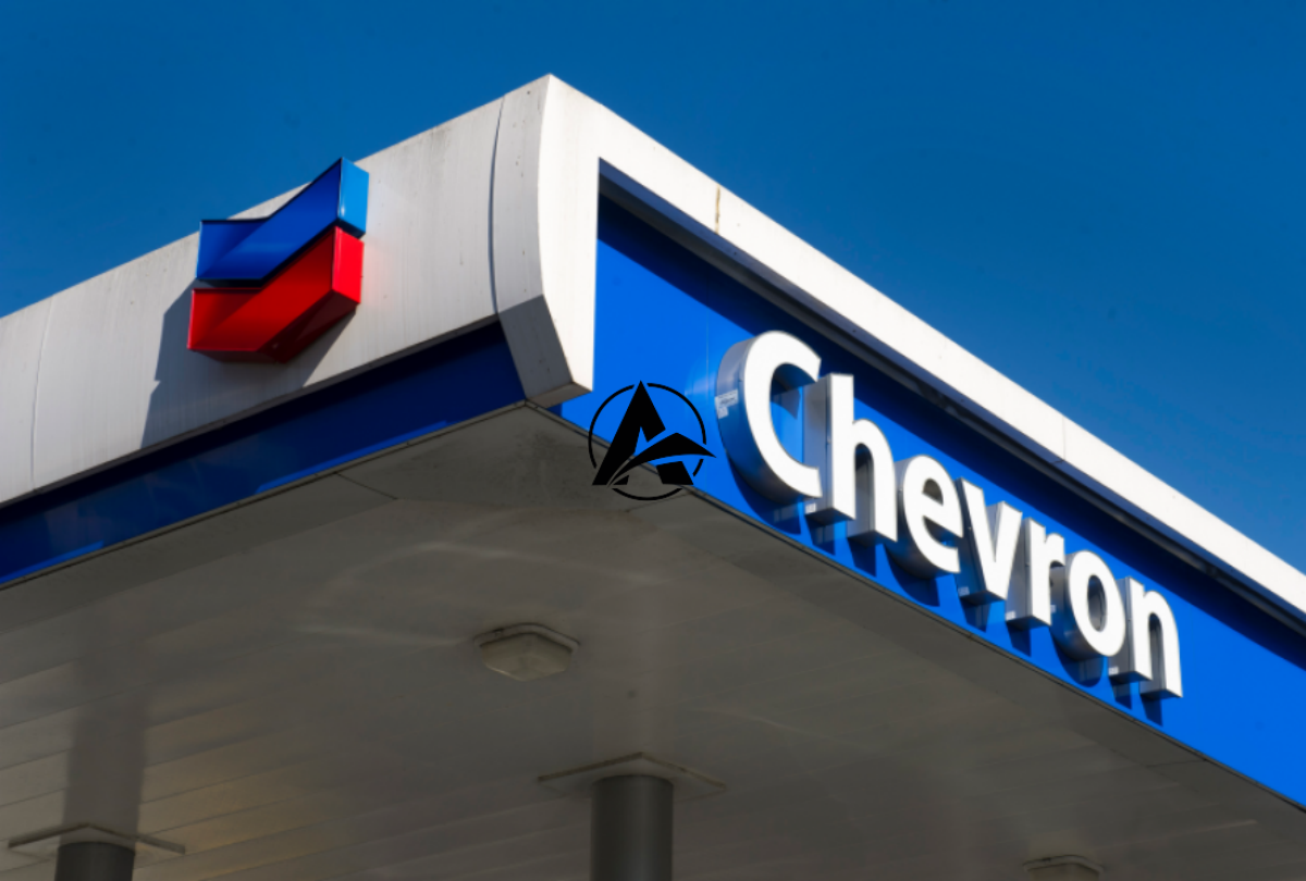 Chevron Explores Acquisition of Sanctioned Lukoil Assets