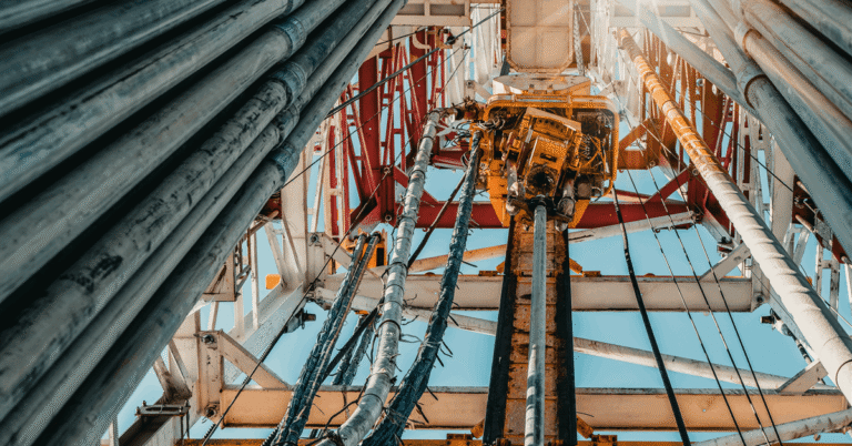 North American rig count climbs weekly, signaling increased energy exploration.