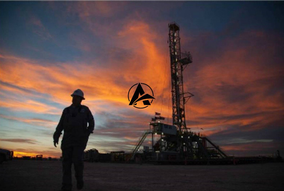 U.S. Energy Firms Reduce Rig Count, Oil Rigs Hit Four-Year Low