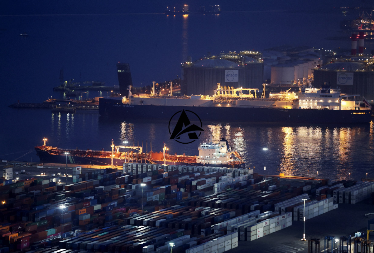 Lawmakers Allege Past Sanctions Lapses Bolstered Russian War Funding