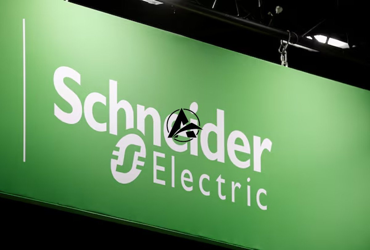 Schneider Electric Secures Major Data Center Contracts for AI Infrastructure