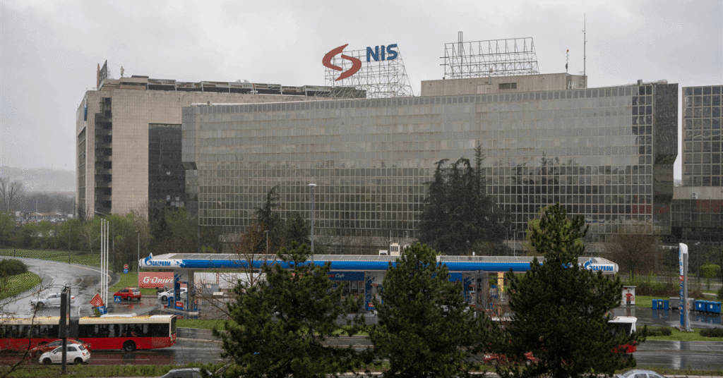 Serbia prepares a higher offer for oil refiner NIS, advancing acquisition talks.