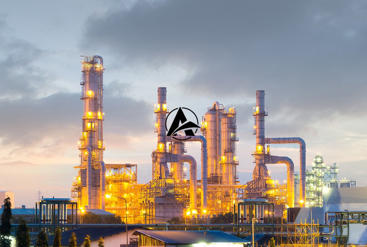 Global Oil Refining Margins Climb to Multi-Year Highs