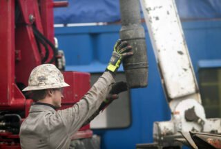 US Energy Rig Count Sees First Increase in Three Weeks