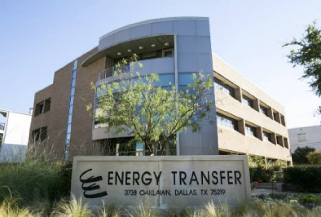 Energy Transfer prioritizes pipeline investments, putting its proposed LNG project on hold.