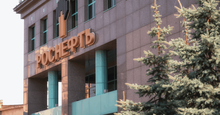 Germany refines Rosneft asset management to ensure strict adherence to sanctions.