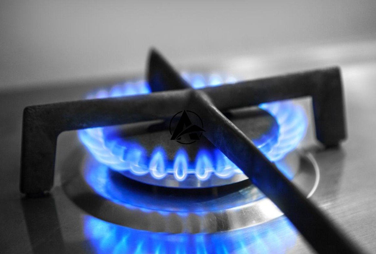 U.S. Natural Gas Futures Surge to 35-Month High