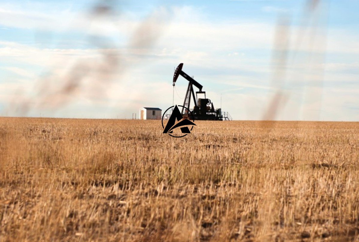Canadian Crude Discount Widens to Eight-Month Low