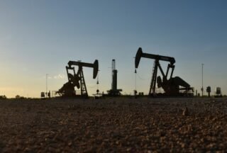 Oil Markets Weigh Geopolitical Supply Risks