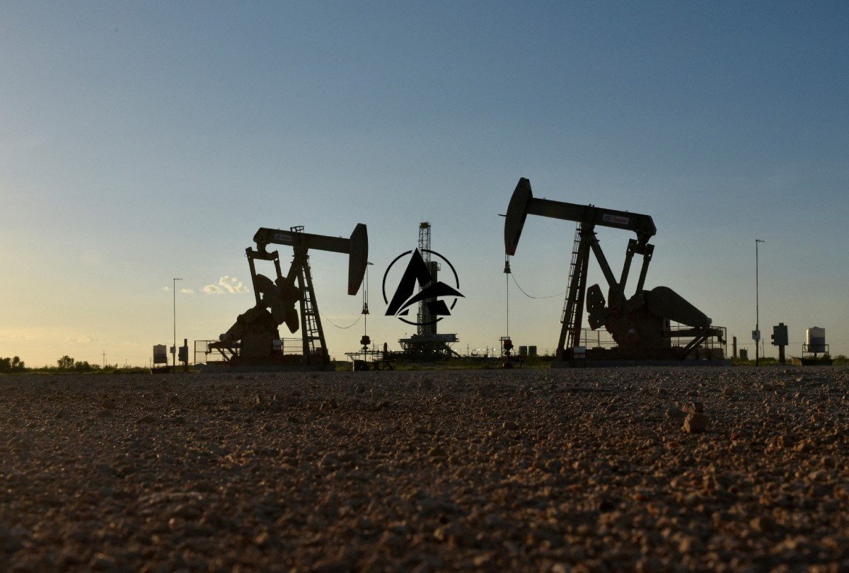 Oil Markets Weigh Geopolitical Supply Risks