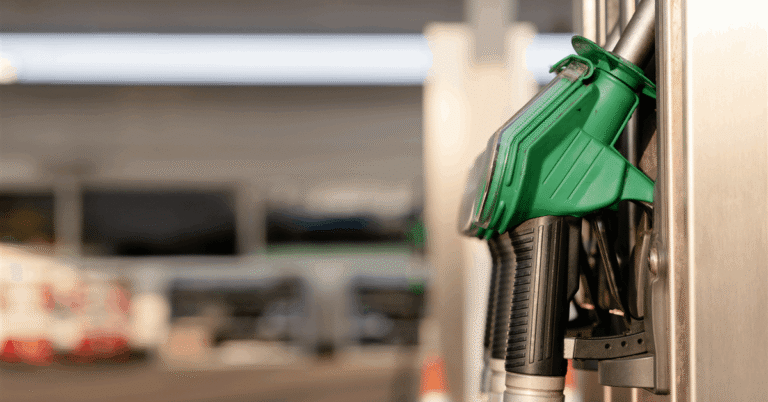 U.S. gasoline prices drop significantly, bringing welcome relief to drivers nationwide.