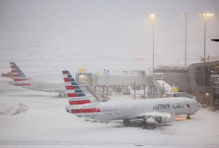 Icy grip: A powerful winter storm causes widespread power outages and travel chaos across the US.