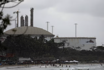 Venezuelan Oil Exports Halt Amid Operational Issues