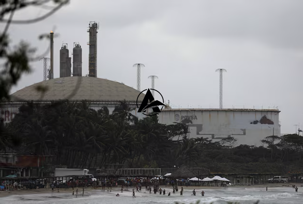 Venezuelan Oil Exports Halt Amid Operational Issues