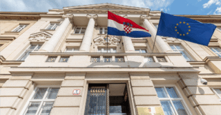 Croatia Questions Hungary’s Russian Oil Request Amid Sanction Conflict