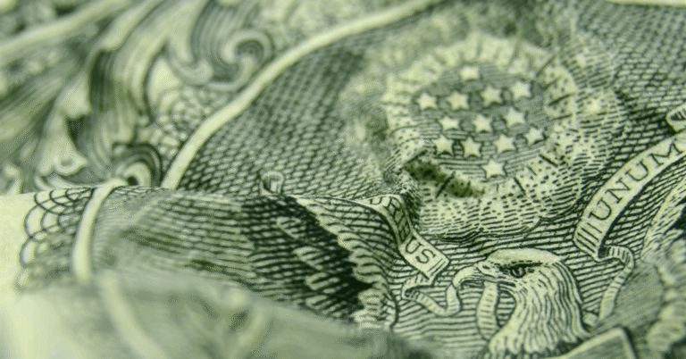 Global commodity decline pressures the energy sector, reflecting market turbulence.