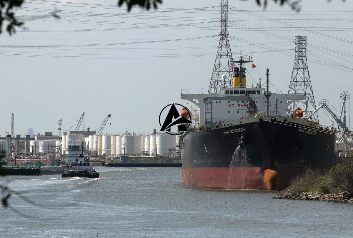 Mexico Weighs Fuel Aid to Cuba Amid U.S. Tariff Warnings