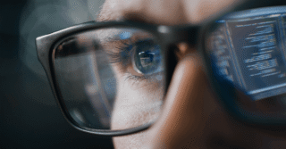 Macquarie Forecasts Significant Rise in U.S. Oil Stocks