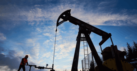 U.S. Eases Restrictions on Venezuela Oilfield Services