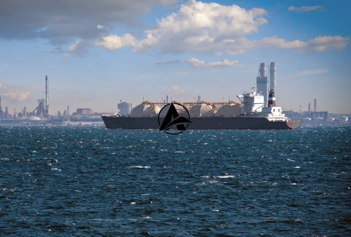 QatarEnergy Offers LNG Tankers Amid Market Volatility