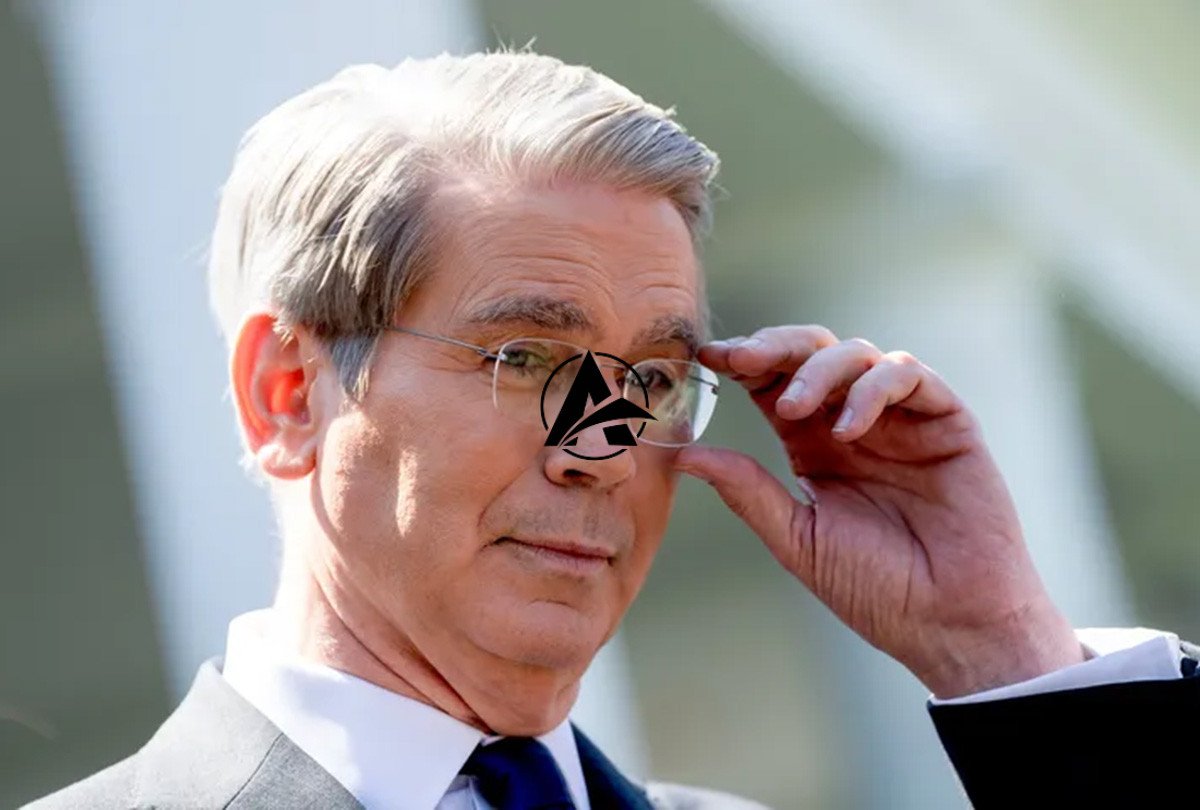 U.S. Considers Lifting Sanctions on Iranian Oil Stockpiles