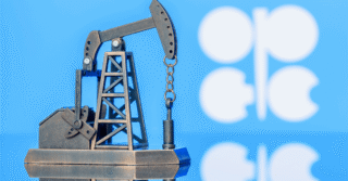 Standard Chartered Analyst Warns of Potential OPEC+ Policy Shift