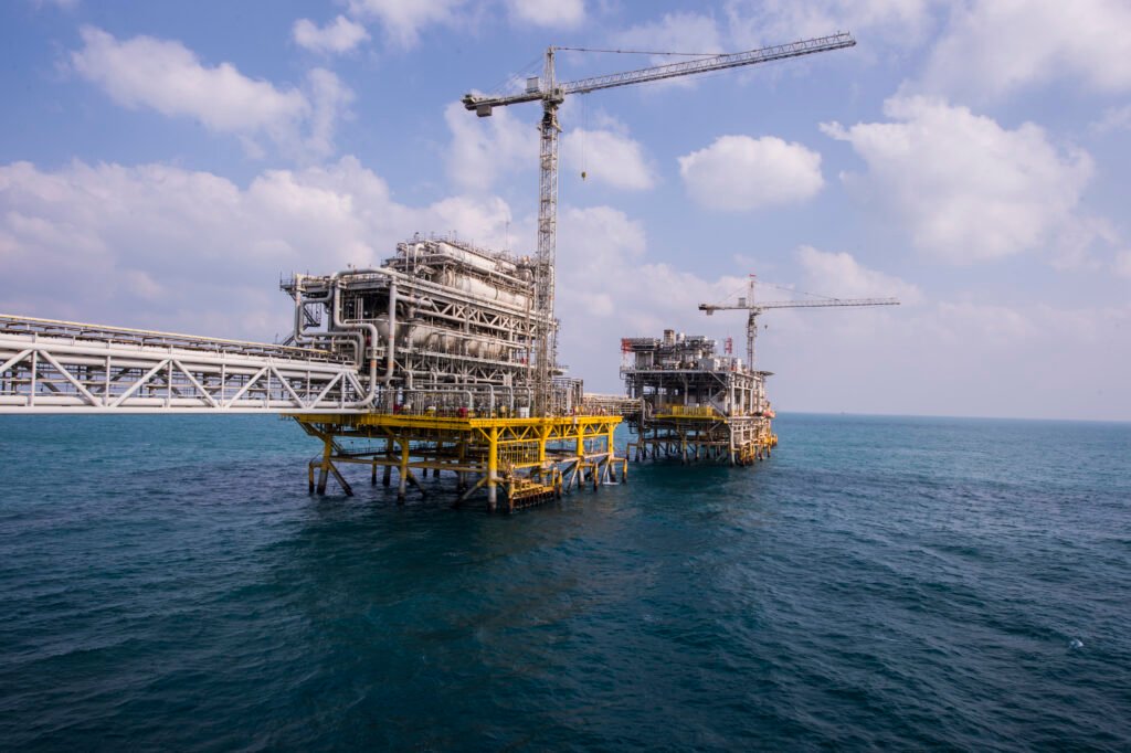 Saipem secures major offshore contracts from Aramco, strengthening its global energy footprint.